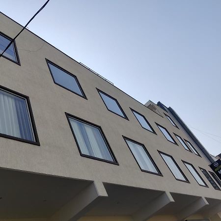 Hotel Woodlark Zirakpur - A Peaceful Stay Екстериор снимка