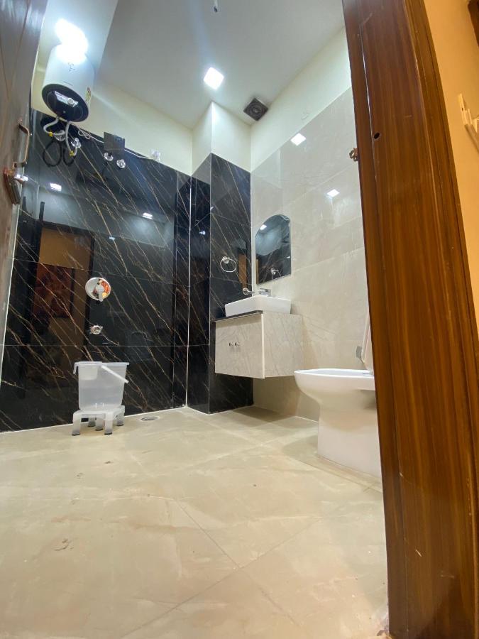 Hotel Woodlark Zirakpur - A Peaceful Stay Екстериор снимка